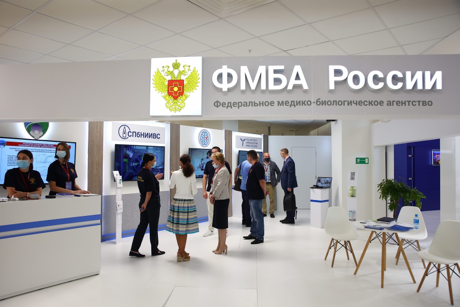 Объединённый выставочный стенд ФМБА России представлен на Восточном Экономическом Форуме – 2021.